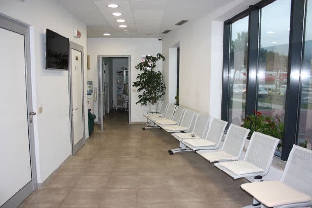 Dr. Wagner clinic reception and waiting area